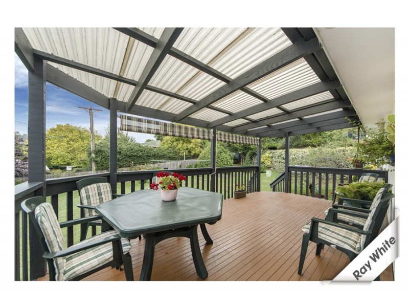 40 Deloraine Street, Lyons ACT 2606
