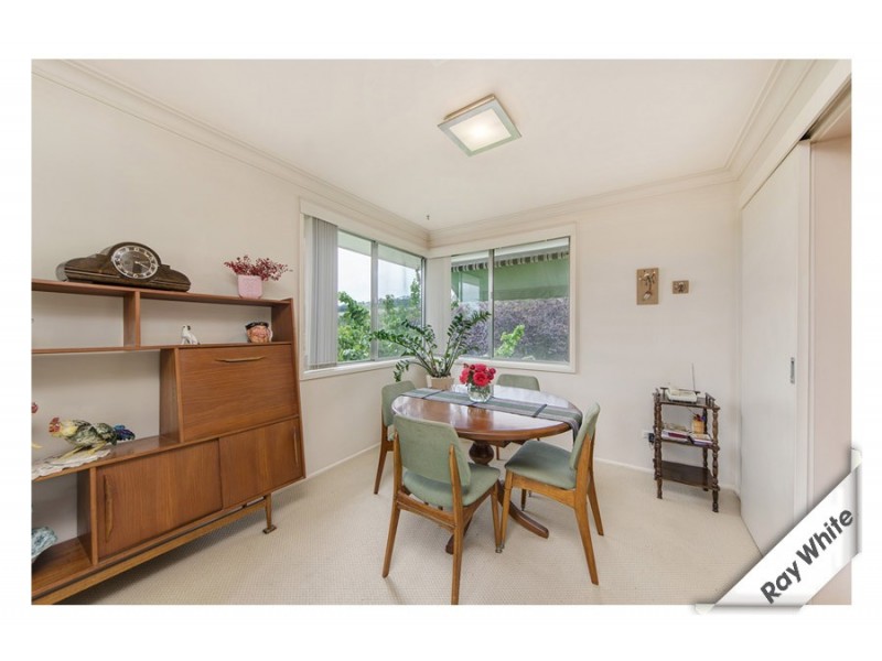 40 Deloraine Street, Lyons ACT 2606
