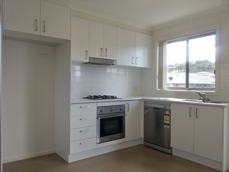 4/2 Wilenski Street, Casey ACT 2913