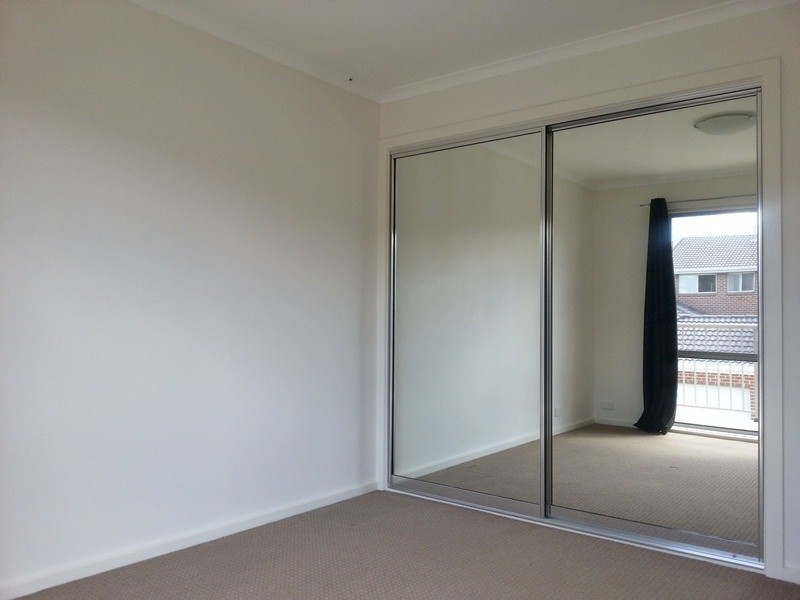 4/2 Wilenski Street, Casey ACT 2913