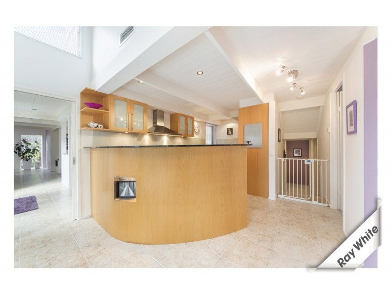 27 Maclagan Street, Isaacs ACT 2607