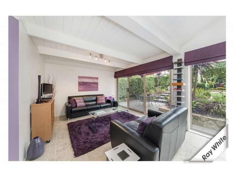 27 Maclagan Street, Isaacs ACT 2607