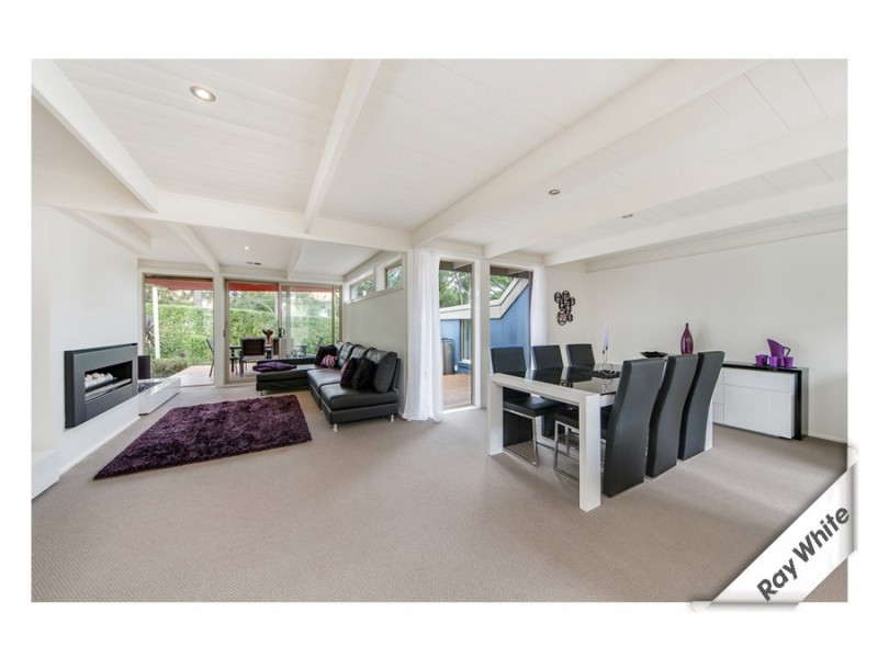 27 Maclagan Street, Isaacs ACT 2607