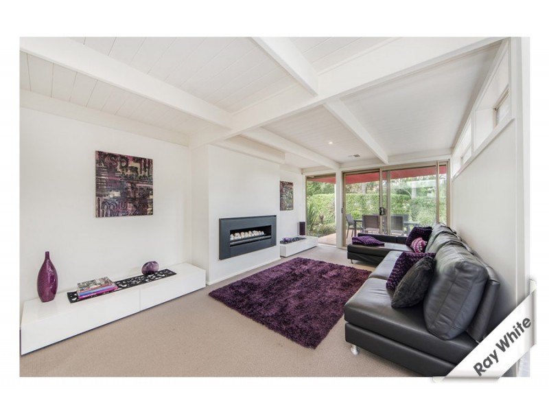 27 Maclagan Street, Isaacs ACT 2607