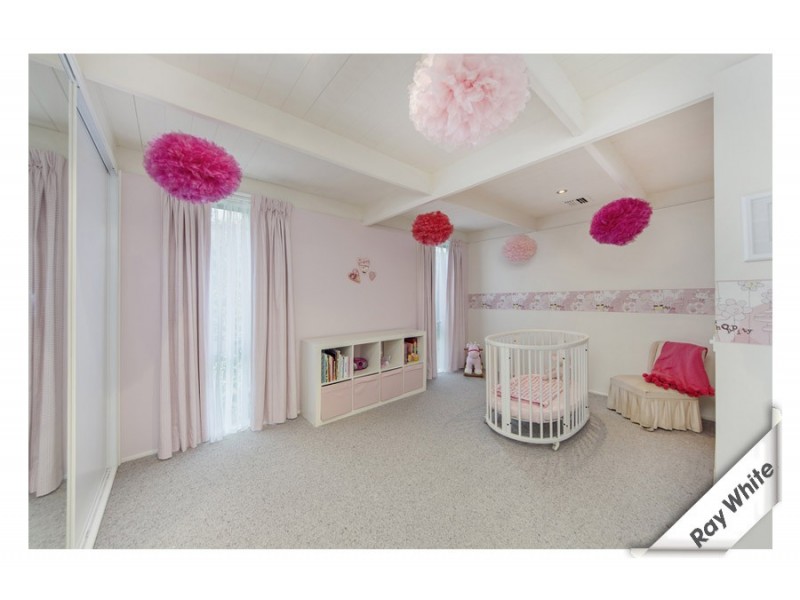 27 Maclagan Street, Isaacs ACT 2607