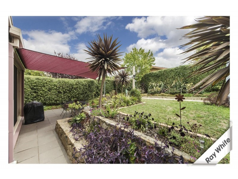 27 Maclagan Street, Isaacs ACT 2607