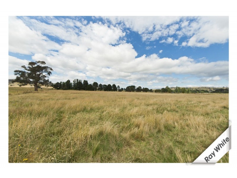 39 Evans Road, Googong NSW 2620