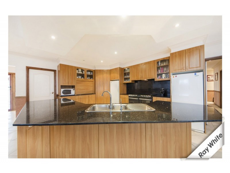 7 Staunton Place, Googong NSW 2620