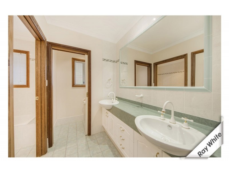 7 Staunton Place, Googong NSW 2620