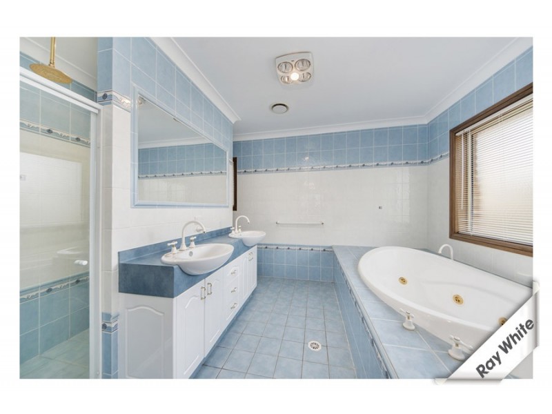 7 Staunton Place, Googong NSW 2620