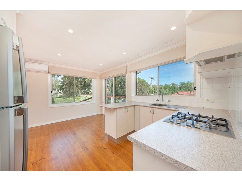 62 Kitchener Street, Hughes ACT 2605