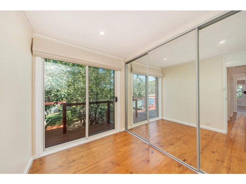 62 Kitchener Street, Hughes ACT 2605