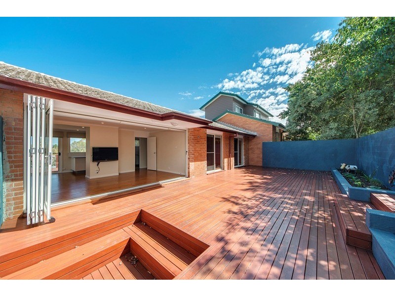 62 Kitchener Street, Hughes ACT 2605