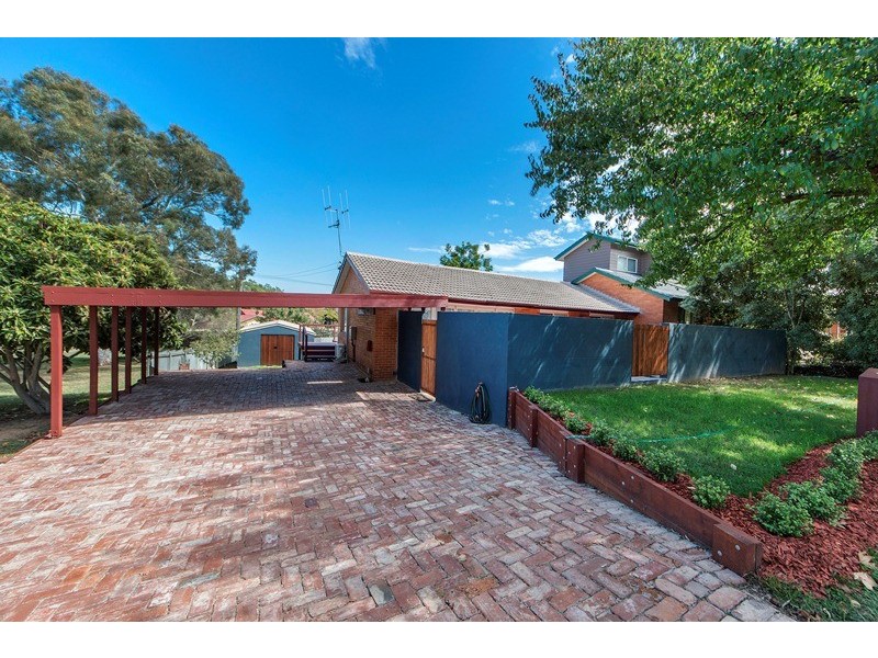 62 Kitchener Street, Hughes ACT 2605