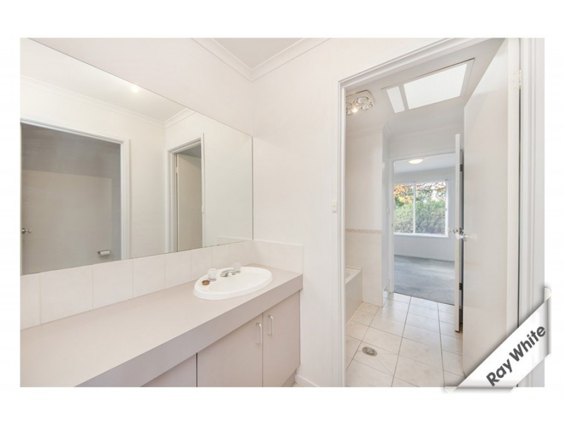 54 Ashcroft Crescent, Monash ACT 2904