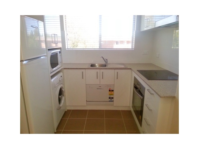 17/27 Coxen Street, Hughes ACT 2605