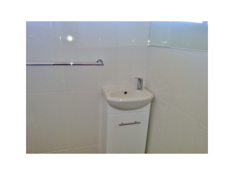 17/27 Coxen Street, Hughes ACT 2605