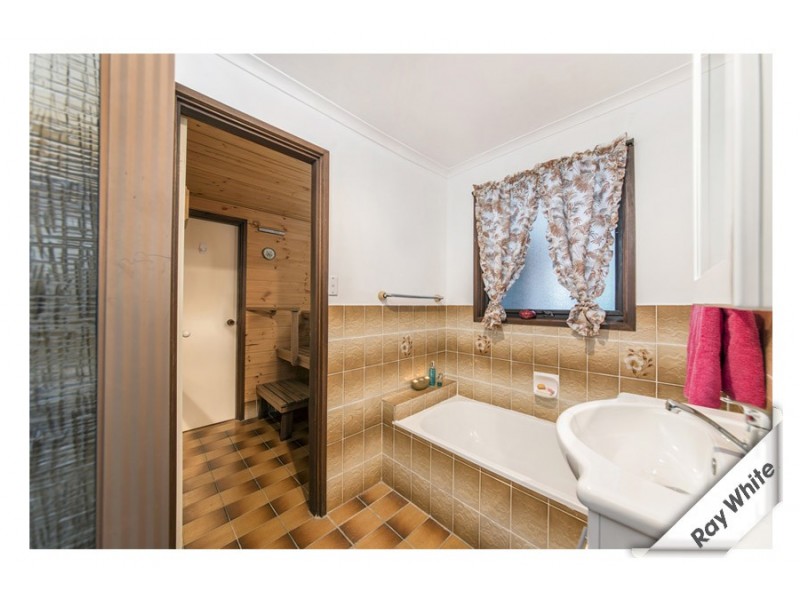 5 Bertram Street, Fadden ACT 2904