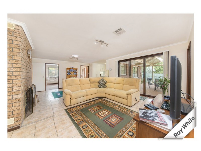 5 Bertram Street, Fadden ACT 2904