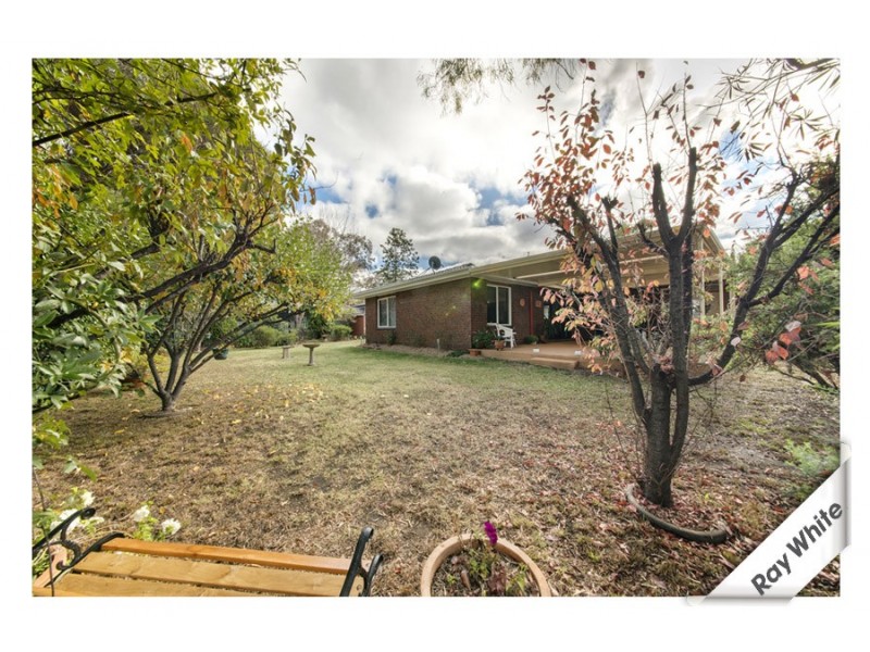 5 Bertram Street, Fadden ACT 2904