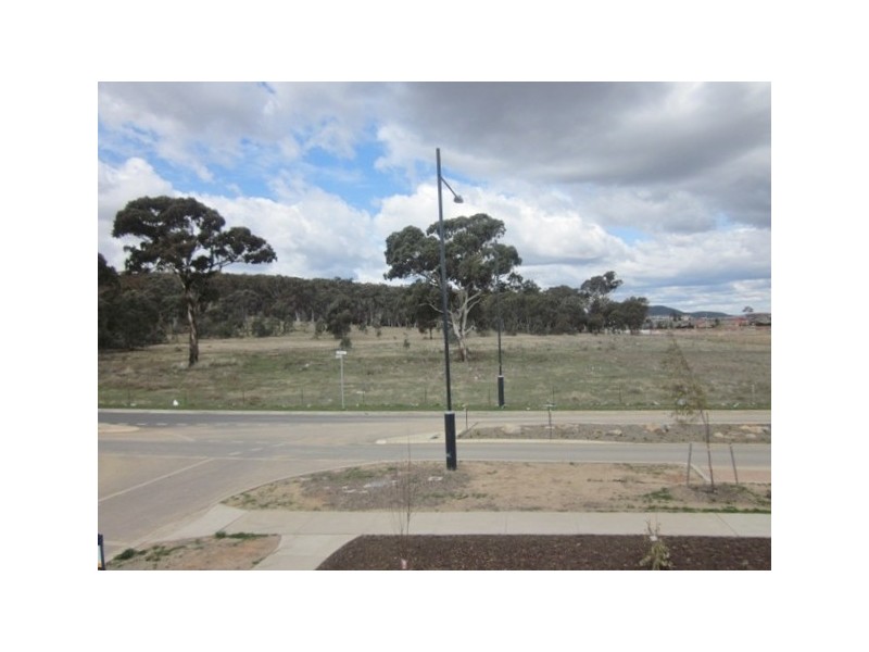 1 Ridding Street, Forde ACT 2914