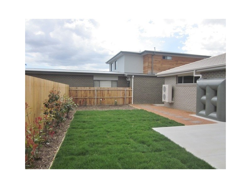 1 Ridding Street, Forde ACT 2914