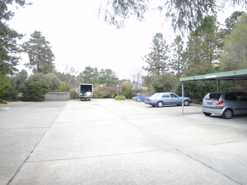 4/5 Lane Poole Place, Yarralumla ACT 2600