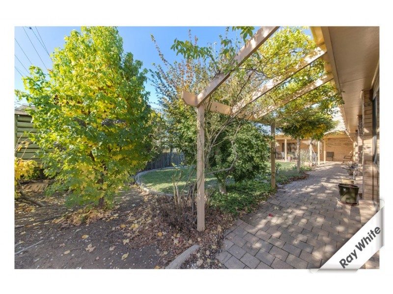 6 Moonbi Crescent, Isabella Plains ACT 2905