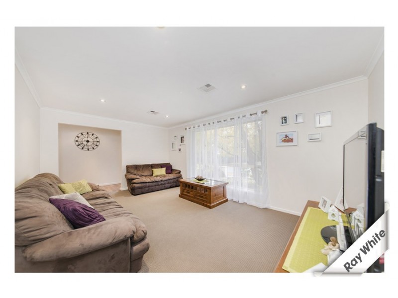 14 Forsythe Street, Banks ACT 2906