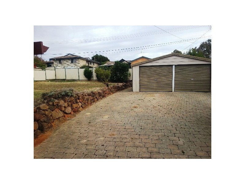 17 Pokana Cct, Kaleen ACT 2617