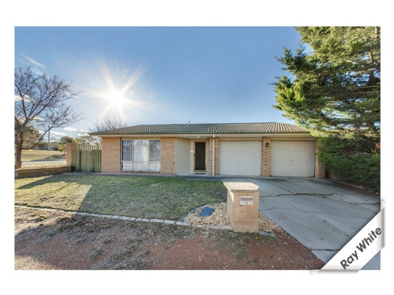 1 Tattersall Crescent, Florey ACT 2615