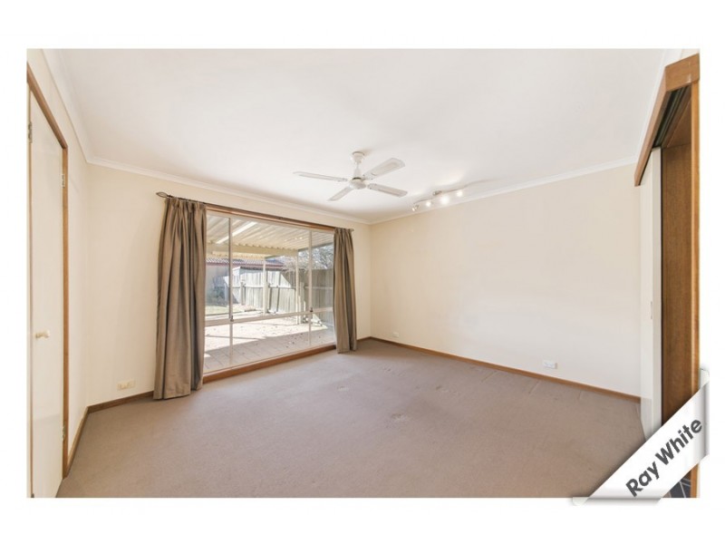 1 Tattersall Crescent, Florey ACT 2615