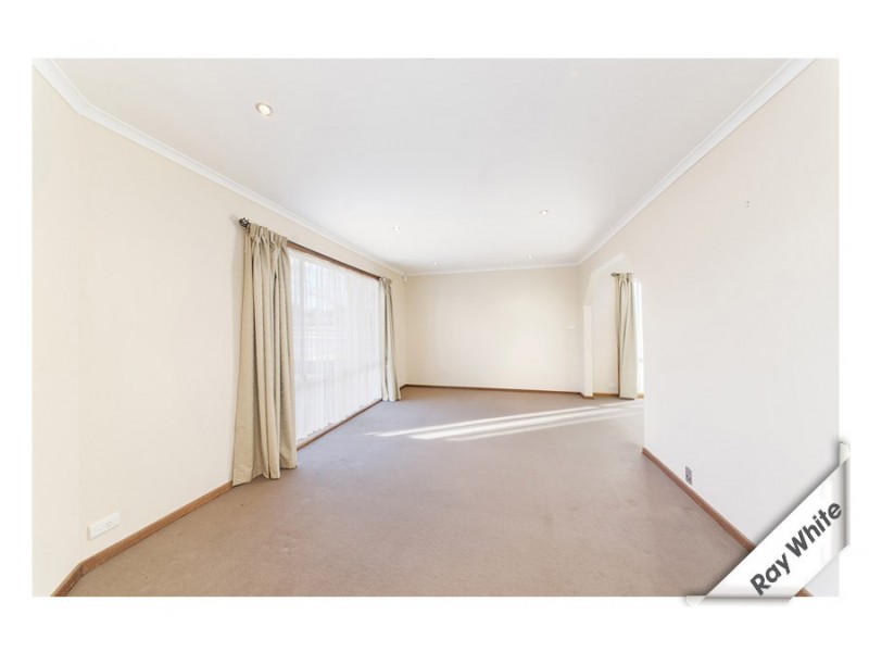 1 Tattersall Crescent, Florey ACT 2615