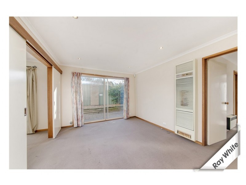 1 Tattersall Crescent, Florey ACT 2615