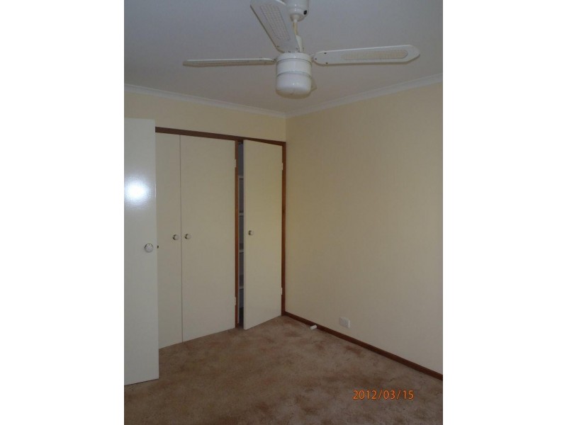 27 Thomas Hart Street, Banks ACT 2906