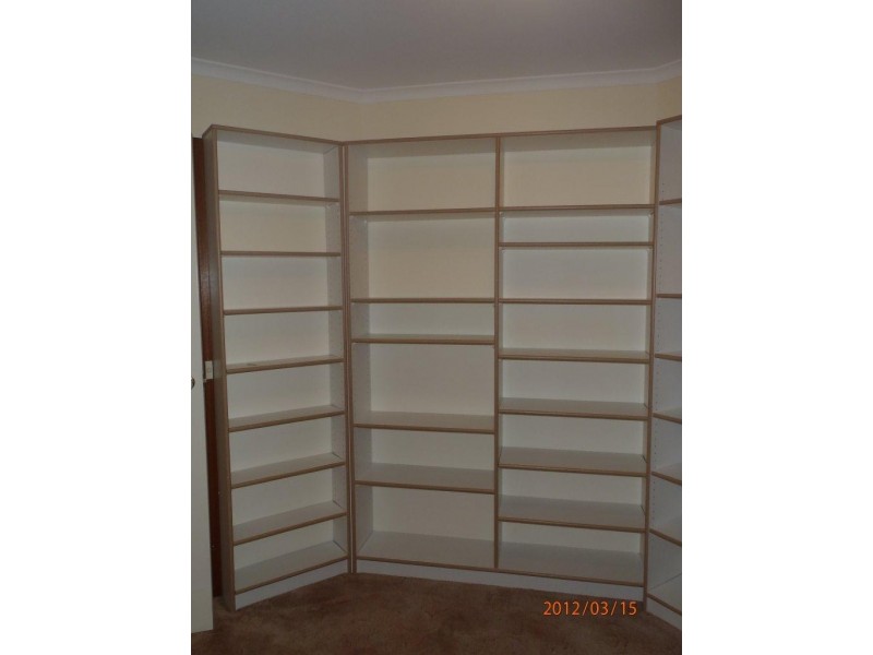 27 Thomas Hart Street, Banks ACT 2906