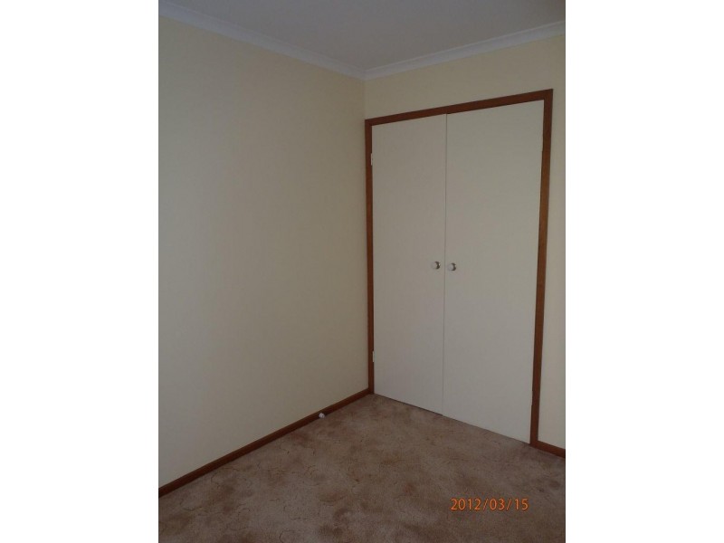 27 Thomas Hart Street, Banks ACT 2906