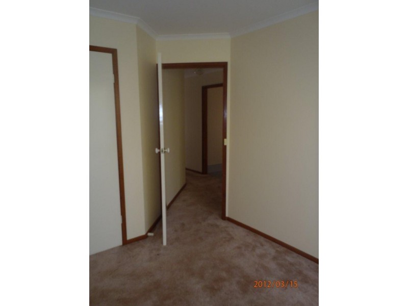 27 Thomas Hart Street, Banks ACT 2906