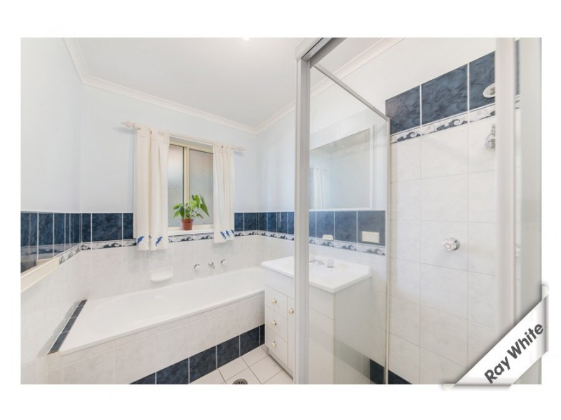 11 Dacomb Court, Dunlop ACT 2615