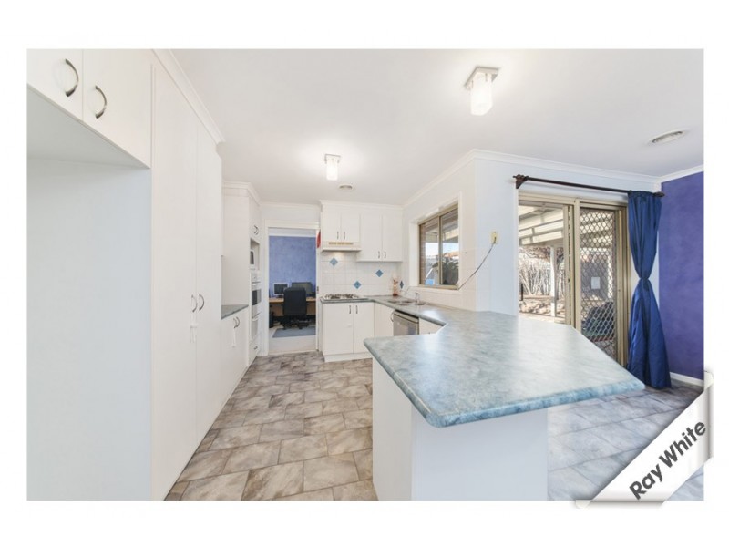 11 Dacomb Court, Dunlop ACT 2615