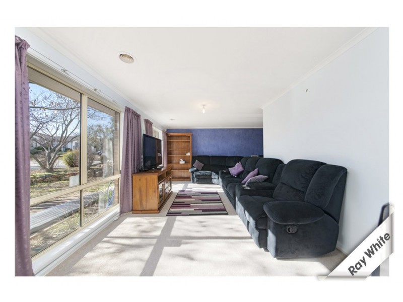 11 Dacomb Court, Dunlop ACT 2615