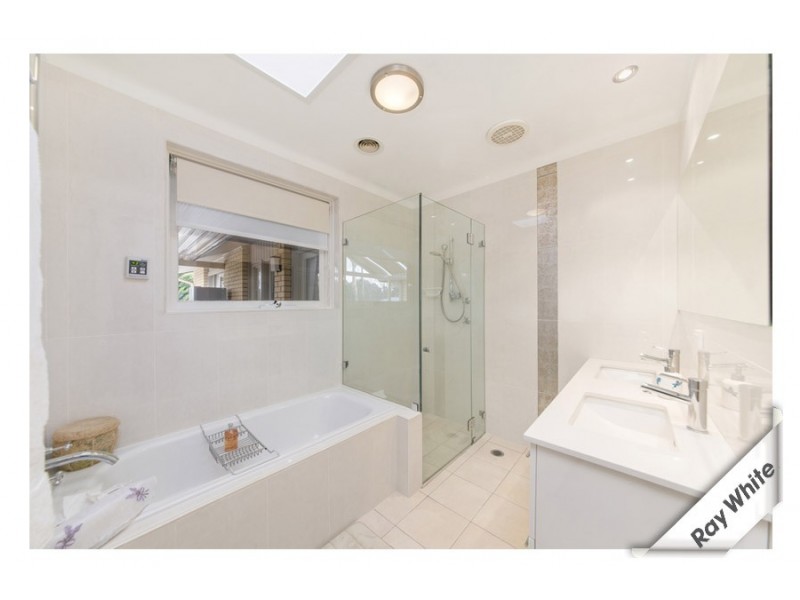 74 Dunstan Street, Curtin ACT 2605