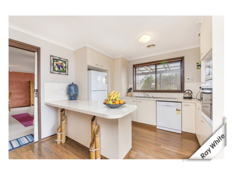 33 Groveland Crescent, Isabella Plains ACT 2905