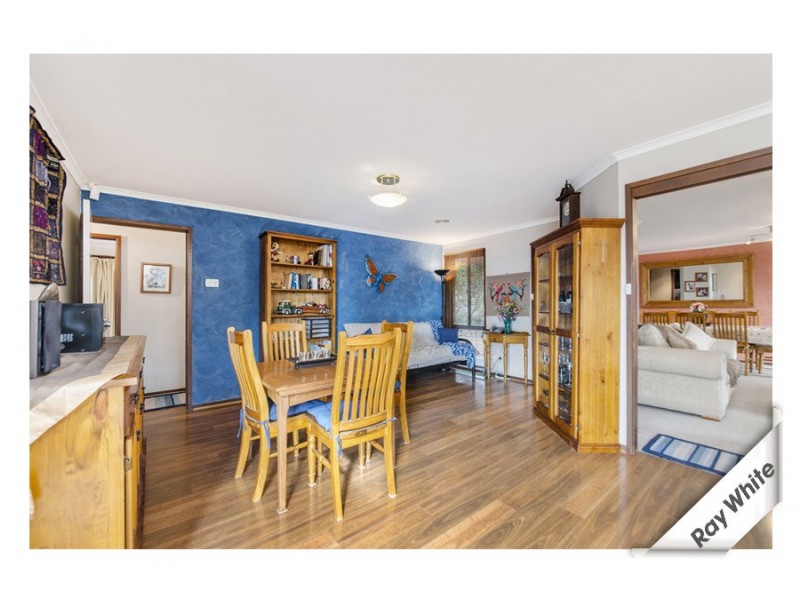 33 Groveland Crescent, Isabella Plains ACT 2905