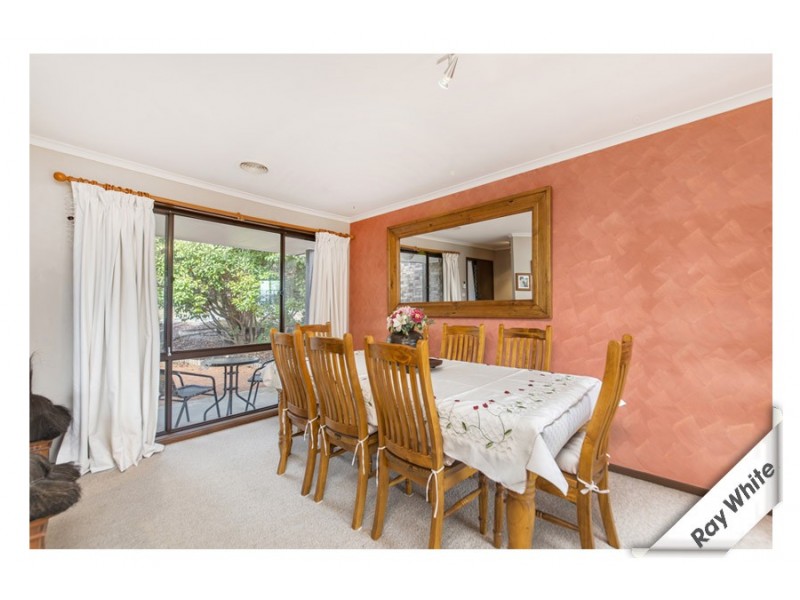 33 Groveland Crescent, Isabella Plains ACT 2905