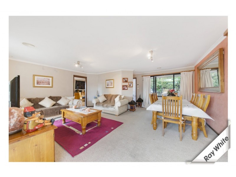 33 Groveland Crescent, Isabella Plains ACT 2905