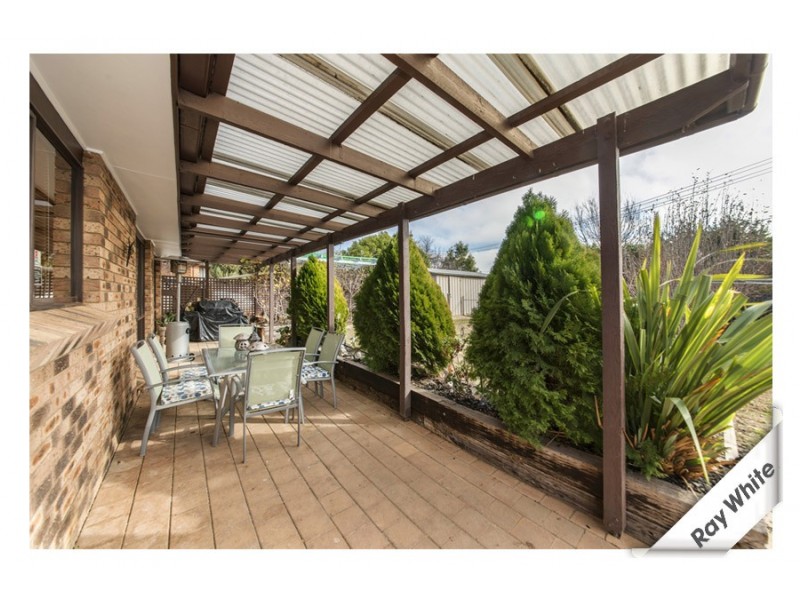 33 Groveland Crescent, Isabella Plains ACT 2905