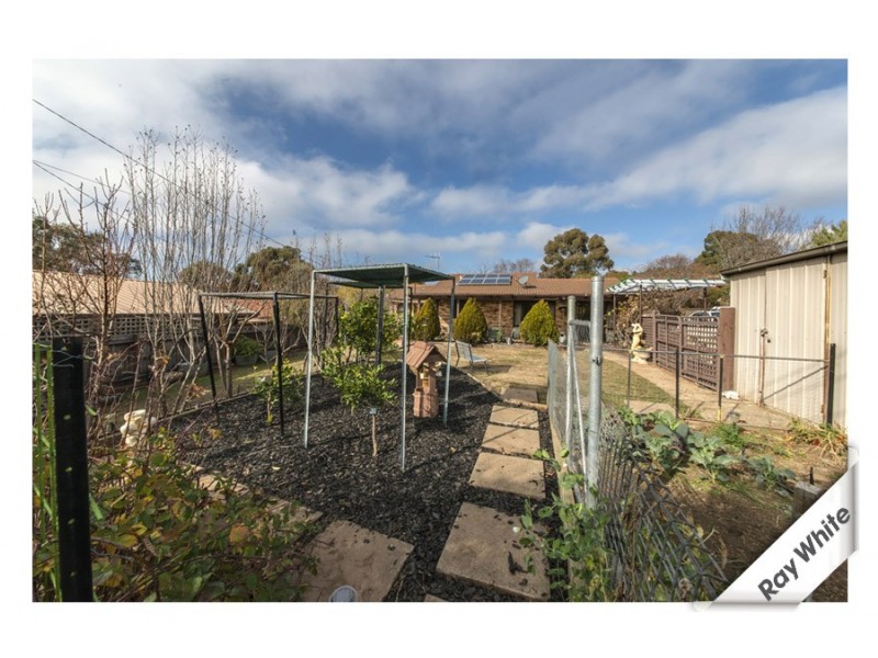 33 Groveland Crescent, Isabella Plains ACT 2905