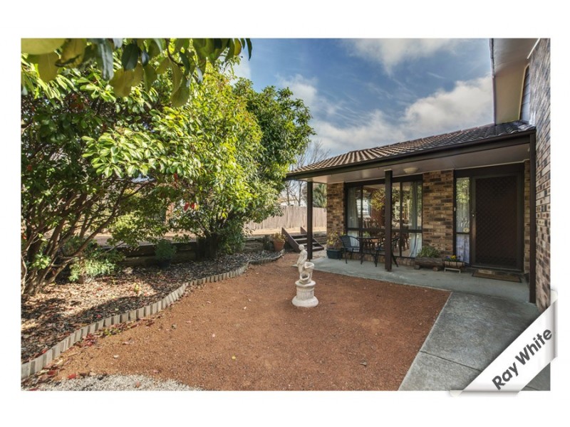 33 Groveland Crescent, Isabella Plains ACT 2905