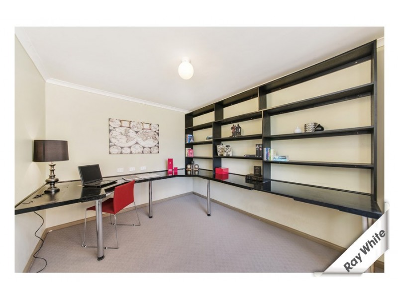 4 Byrnes Place, Curtin ACT 2605